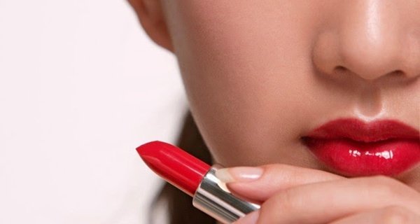 cara memilih warna lipstik