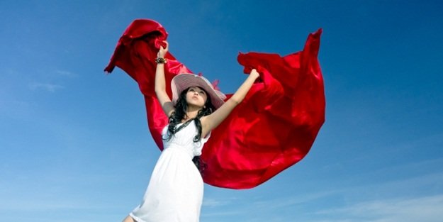 MERAWAT PAKAIAN SUTRA