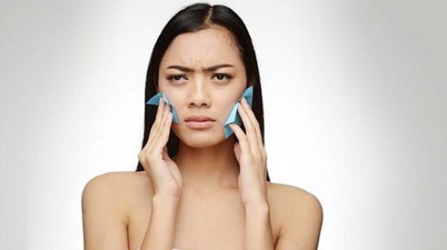 6 Tips Alami Merawat Kulit Berminyak
