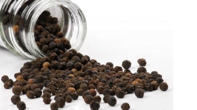 Manfaat Lada Hitam Untuk Kecantikan dan Kesehatan Rambut